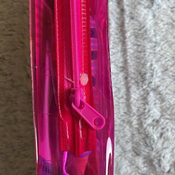 Barbie Fashiononista Doll diversity NWT - Picture 3 of 4